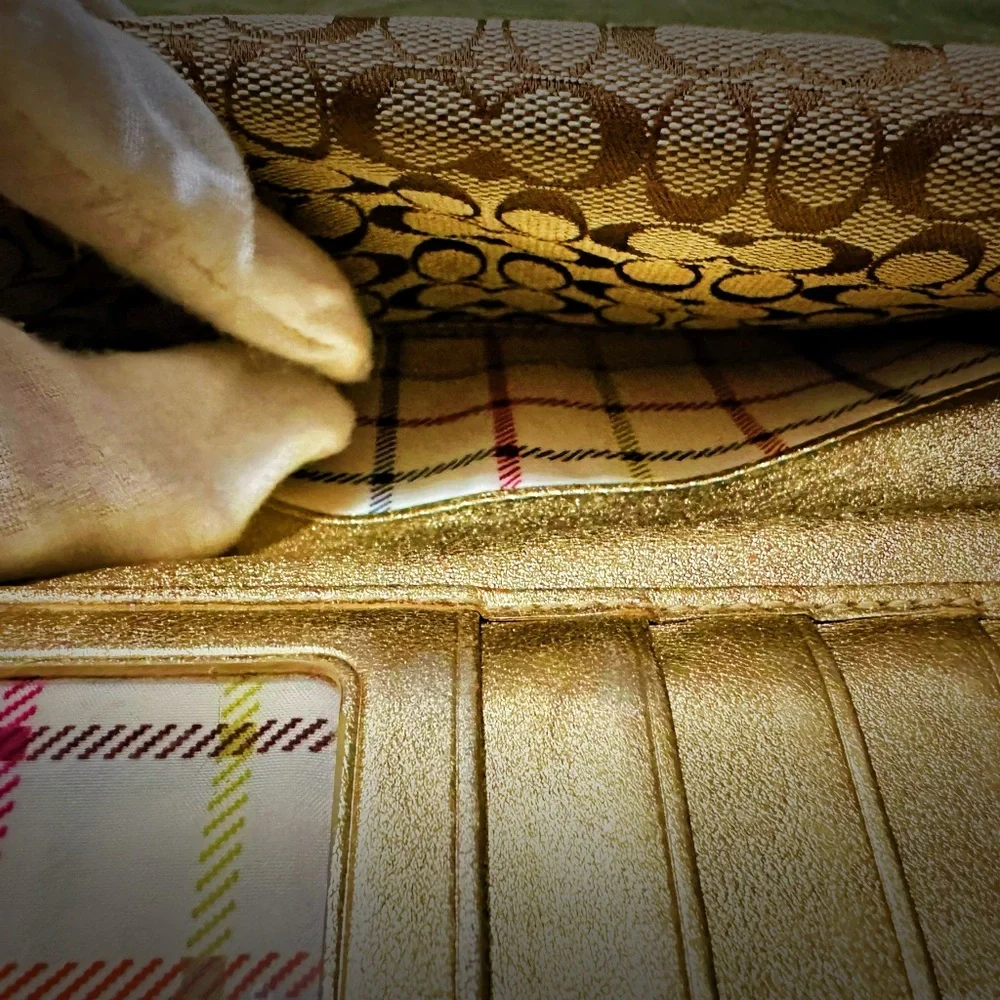 Vintage Coach Brown and Gold Wallet clutch - Picture 9 of 17